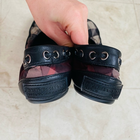 Burberry Made in Italy Nova Check Print Nylon Leather Round Toe Ballet Flats 7 - Picture 6 of 11